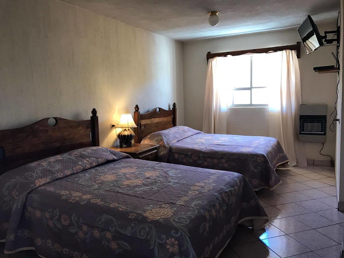 Hotel Puesta Del Sol クリル エクステリア 写真