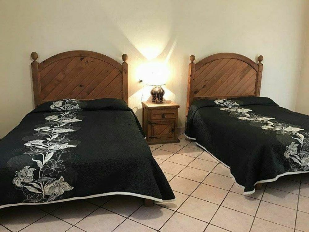 Hotel Puesta Del Sol クリル エクステリア 写真